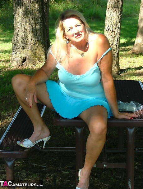 TAC Amateurs photo collection featuring Adonna in toying cunt scene