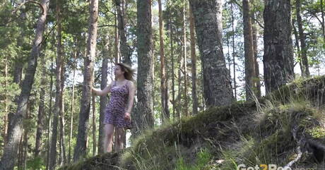 Got 2 Pee offers a free xxx photo gallery with Katya in pissing session