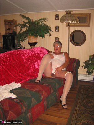 TAC Amateurs invites you to browse their xxx pictures with Girdle Goddess xxx gallery 272798